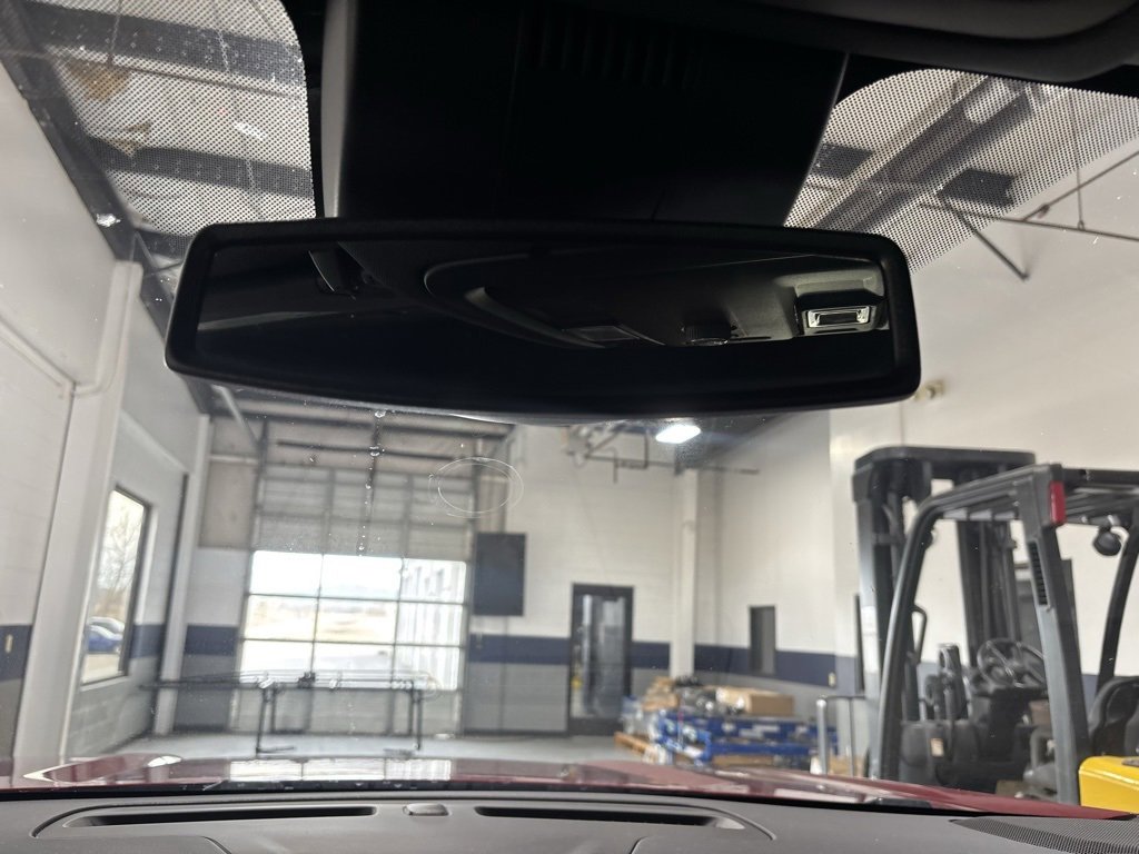 Used 2024 GMC Yukon SLT image 21