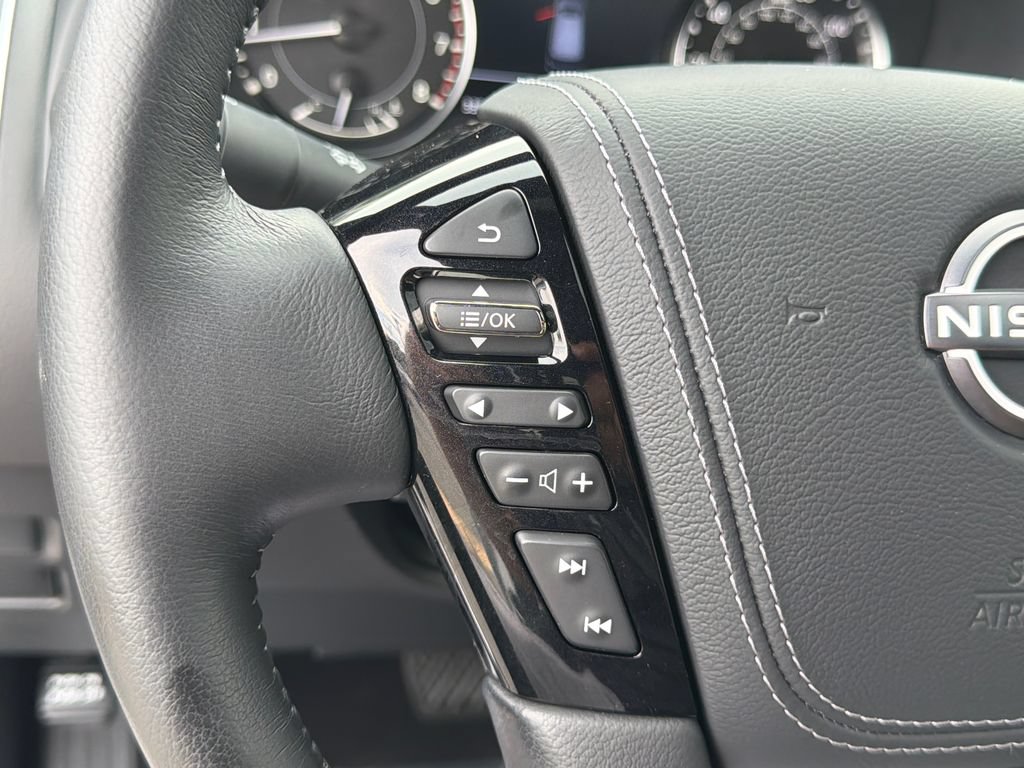 Used 2023 Nissan Armada Platinum w/ Captain's Chairs Package AWD/4WD image 29