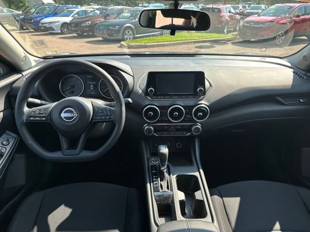 Used 2025 Nissan Sentra S image 10