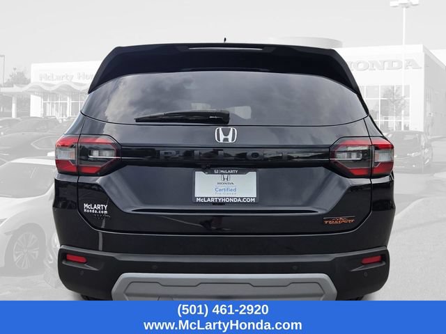 Certified 2025 Honda Pilot TrailSport image 6