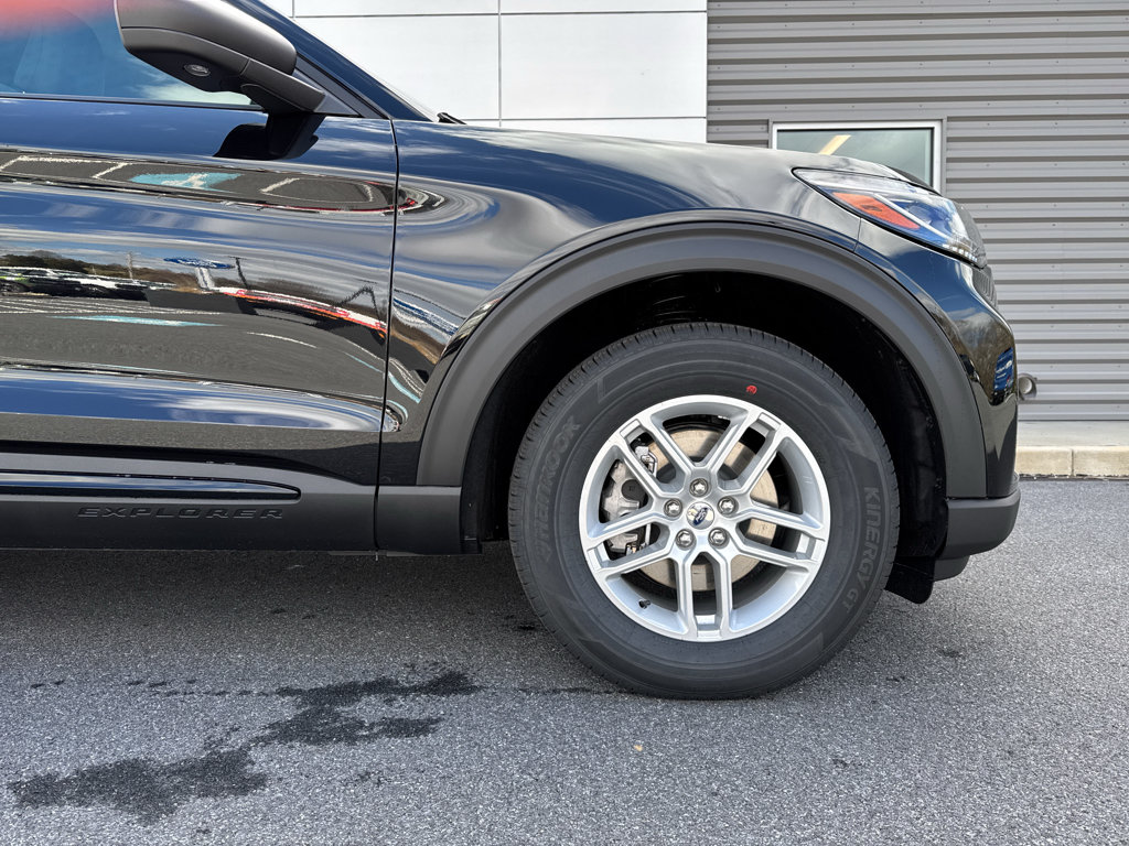 New 2026 Ford Explorer Active AWD/4WD image 19