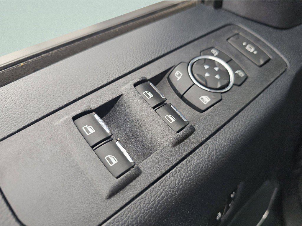 Used 2022 Ford F250 Lariat w/ Lariat Ultimate Package image 32