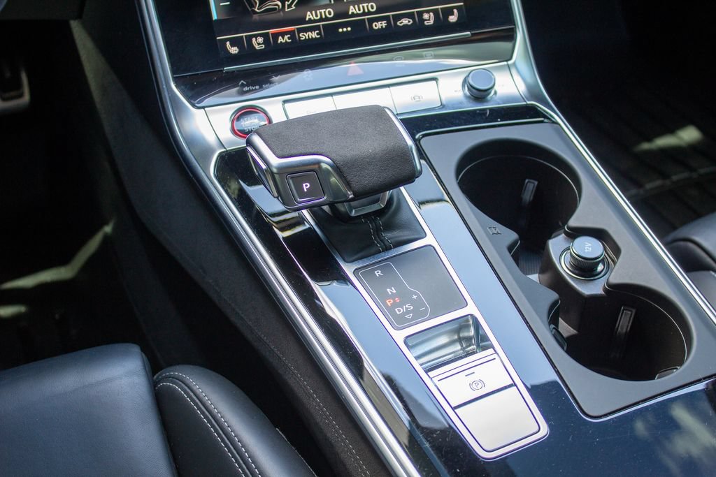Used 2021 Audi RS 6 AWD/4WD image 21