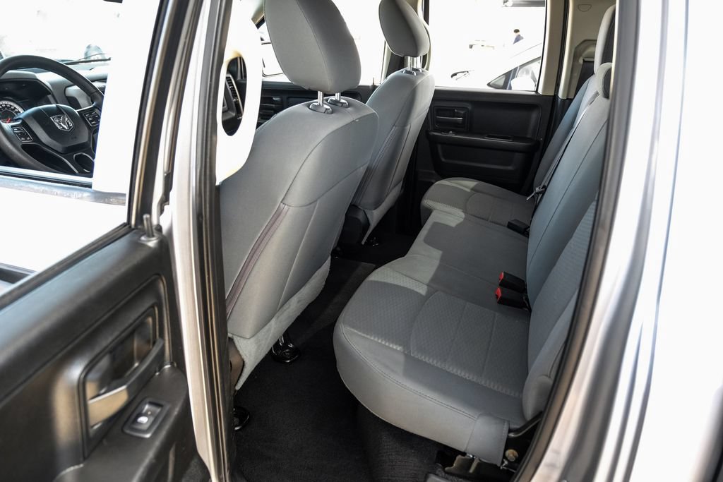 Used 2019 RAM 1500 Tradesman w/ Chrome Plus Package RWD image 30