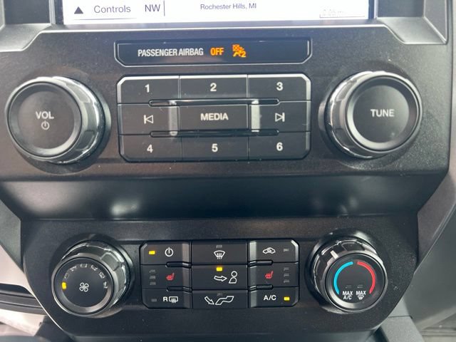 Used 2019 Ford F150 XLT w/ Equipment Group 302A Luxury AWD/4WD image 27