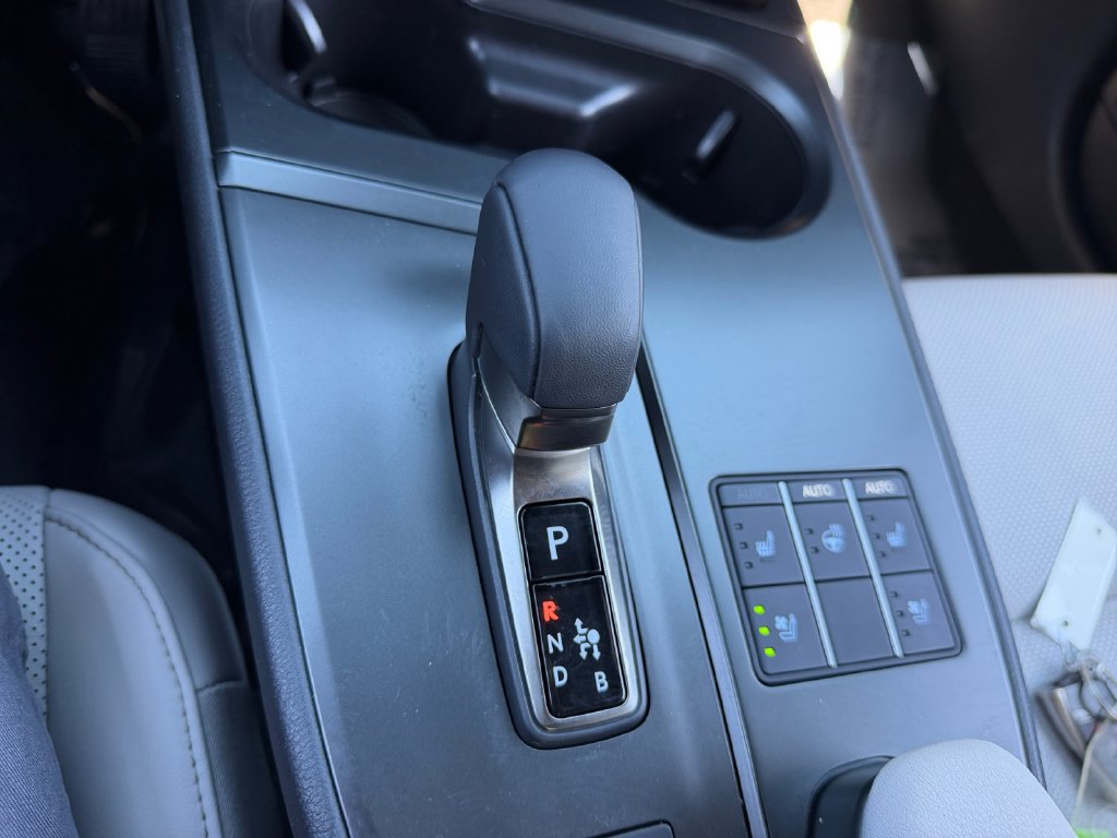 Certified 2025 Lexus UX 300h AWD w/ Accessory Package (Z1) image 23