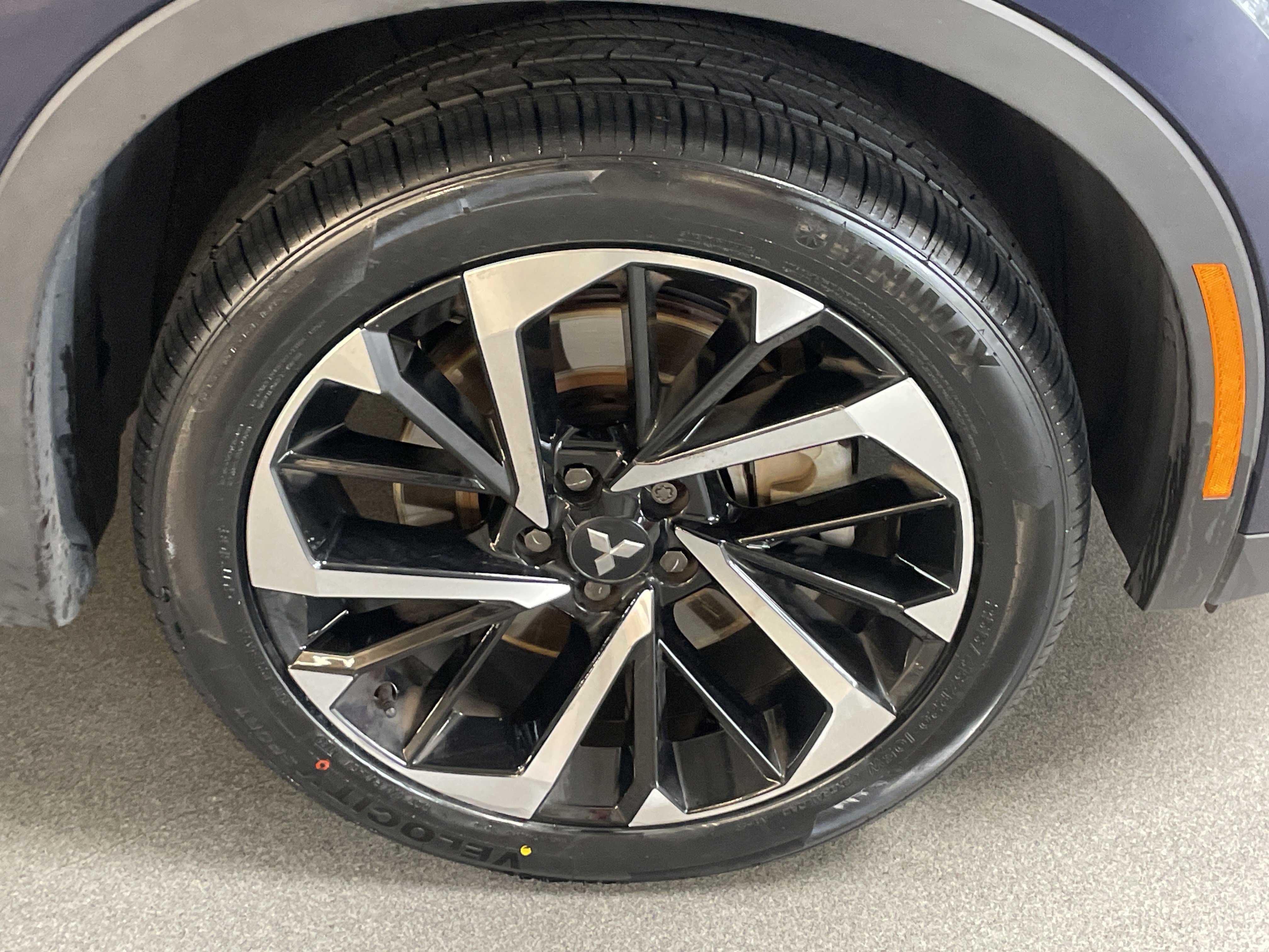 Used 2022 Mitsubishi Outlander SE image 13