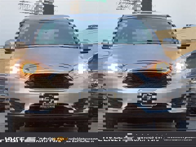 Used 2018 Ford Focus SE image 3