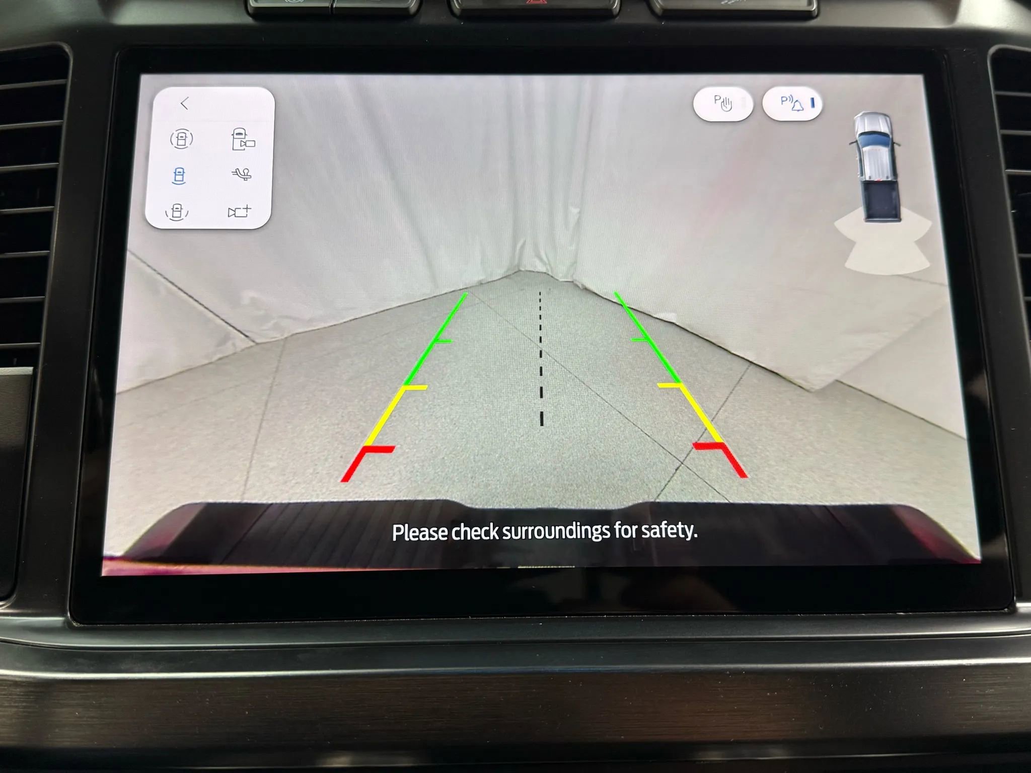 Used 2024 Ford F350 Lariat image 26