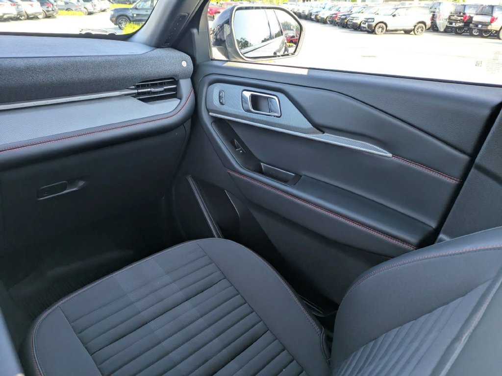 New 2026 Ford Explorer ST-Line w/ ST-Line Street Pack RWD image 19