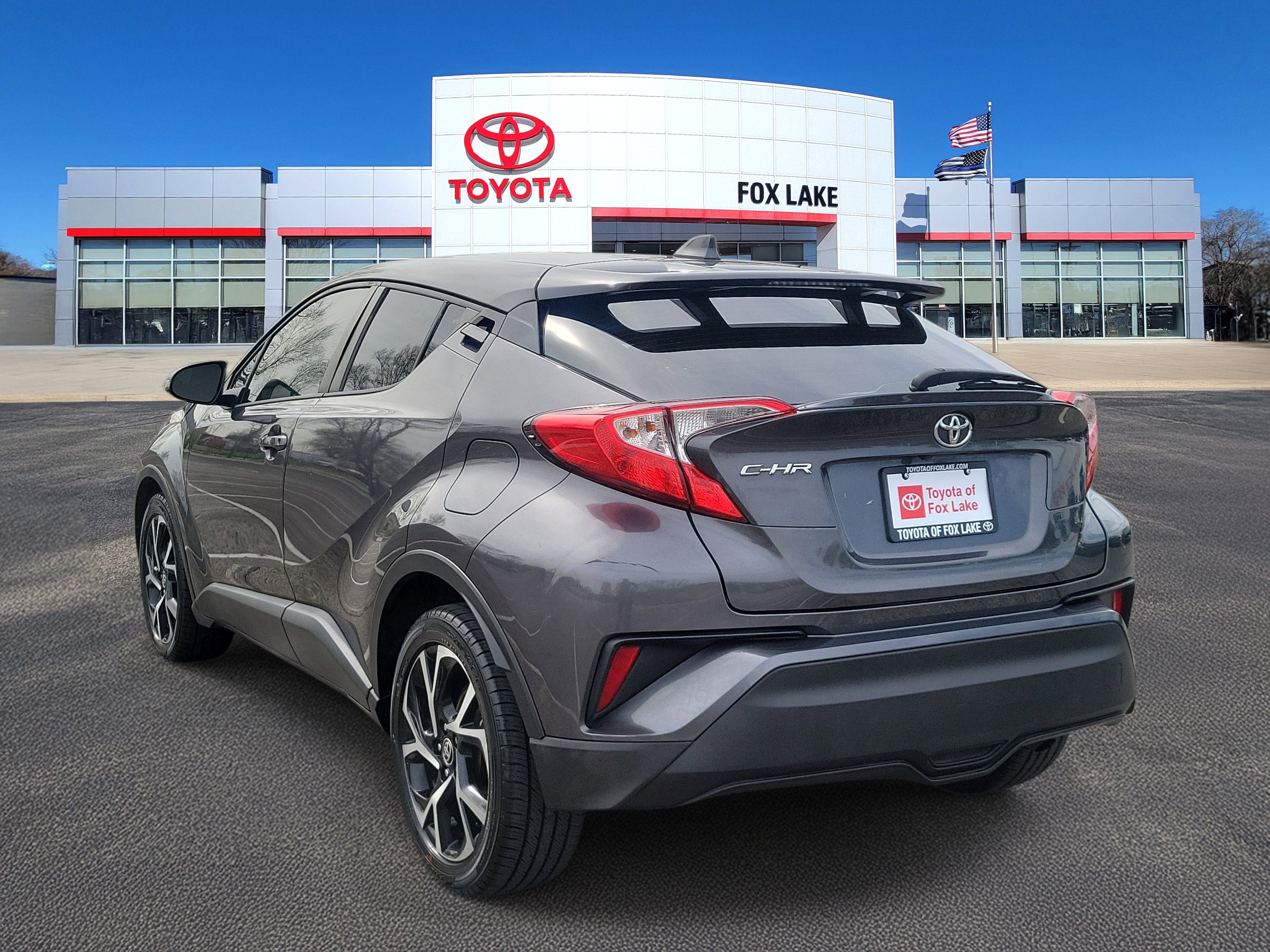 Used 2021 Toyota C-HR XLE image 3