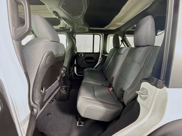 Used 2026 Jeep Wrangler Unlimited Rubicon AWD/4WD image 25