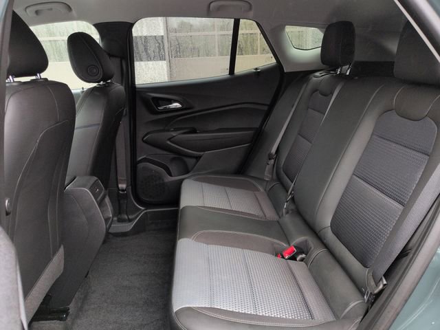 Used 2025 Chevrolet Trax LT image 23