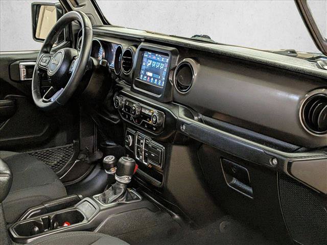 Used 2021 Jeep Gladiator Sport AWD/4WD image 24