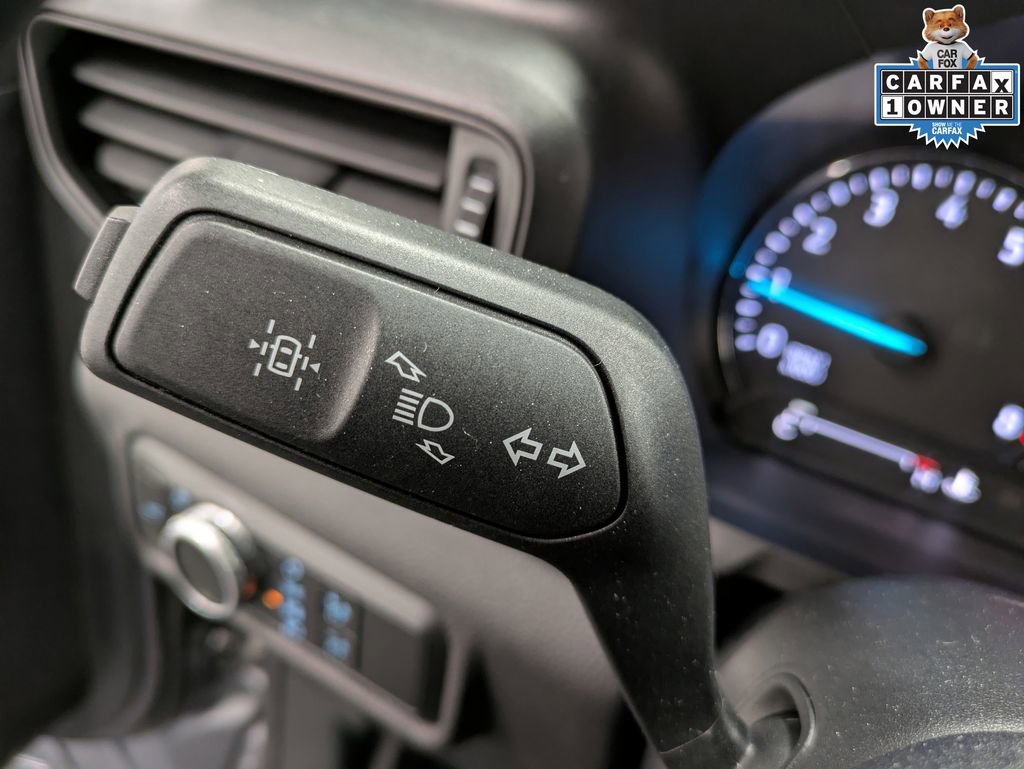 Used 2022 Ford Explorer XLT image 18