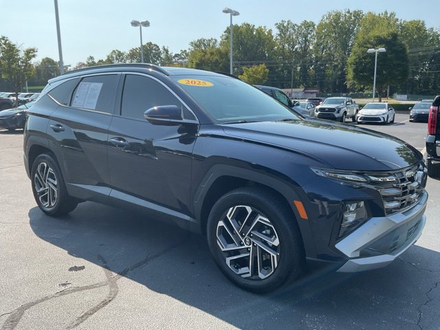 Used 2025 Hyundai Tucson Limited AWD/4WD image 5