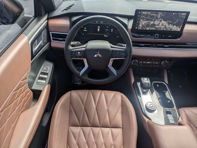 Used 2025 Mitsubishi Outlander SEL FWD image 15