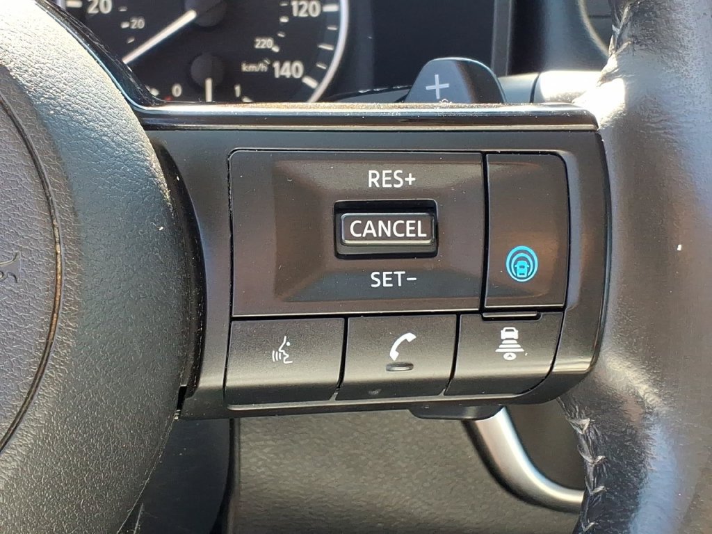Used 2023 Nissan Rogue SV w/ SV Premium B Package AWD/4WD image 12