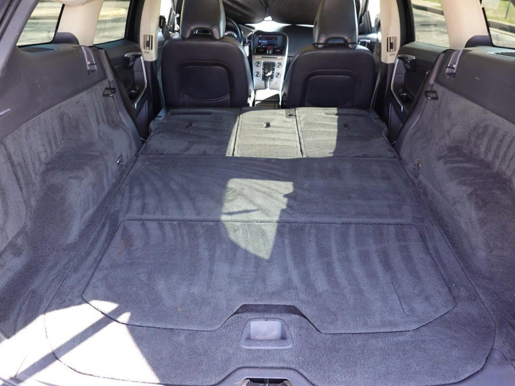 Used 2012 Volvo XC60 3.2 Premier Plus image 26