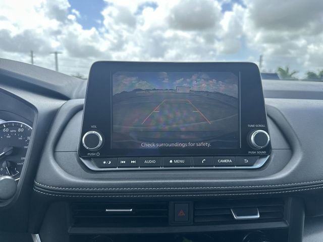 Used 2024 Nissan Rogue SV image 24