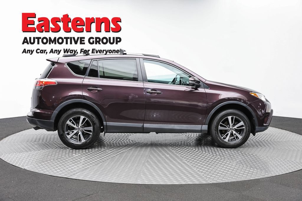 Used 2016 Toyota RAV4 XLE w/ Convenience Package AWD/4WD image 4