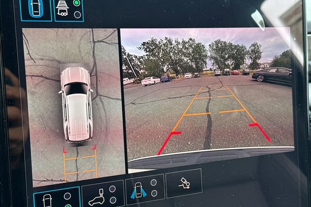 New 2026 GMC Yukon Elevation image 25