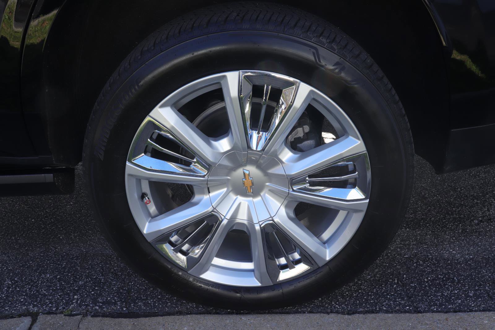 Used 2024 Chevrolet Tahoe High Country image 46