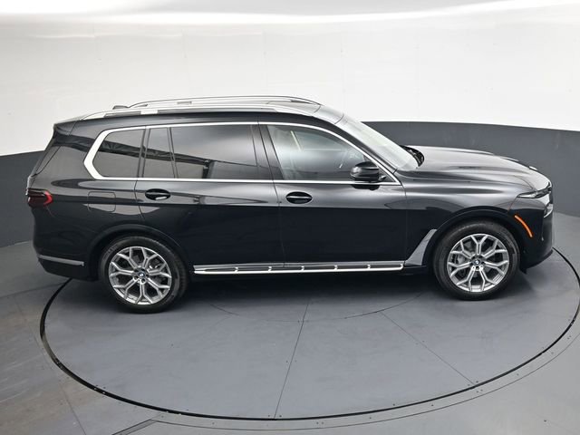 Used 2026 BMW X7 xDrive40i AWD/4WD image 27