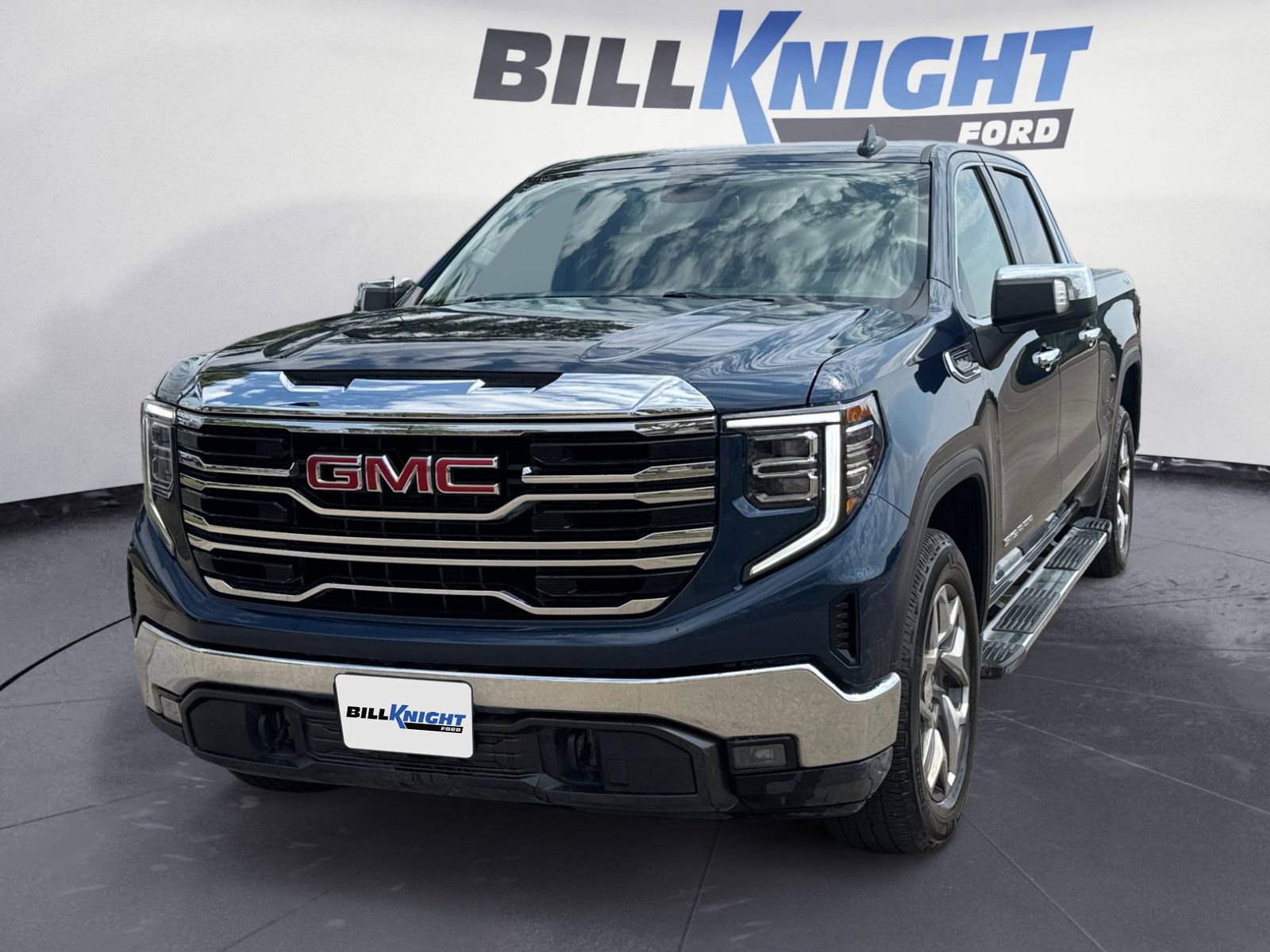 Used 2022 GMC Sierra 1500 SLT w/ SLT Premium Package
