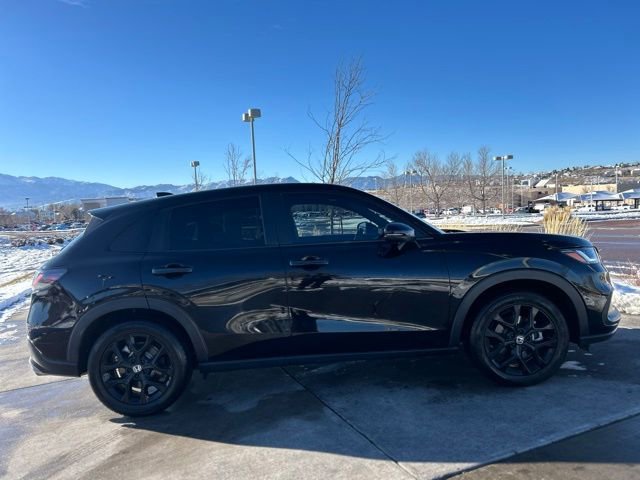 Used 2023 Honda HR-V Sport image 9