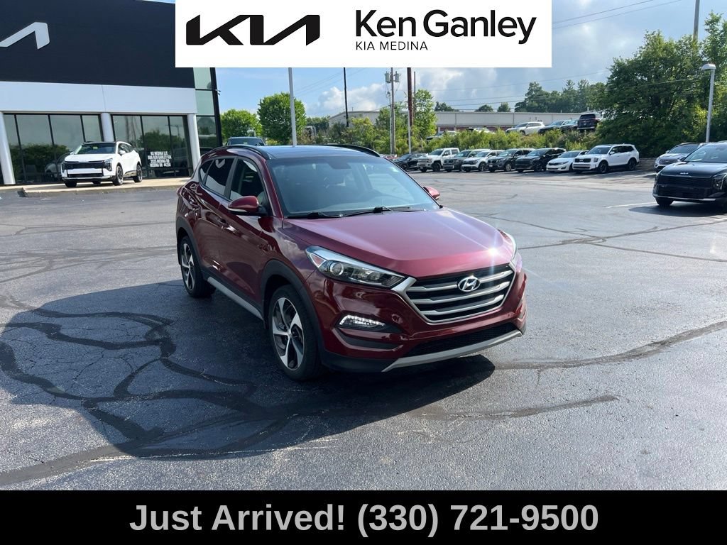 Used 2018 Hyundai Tucson Value AWD/4WD image 3