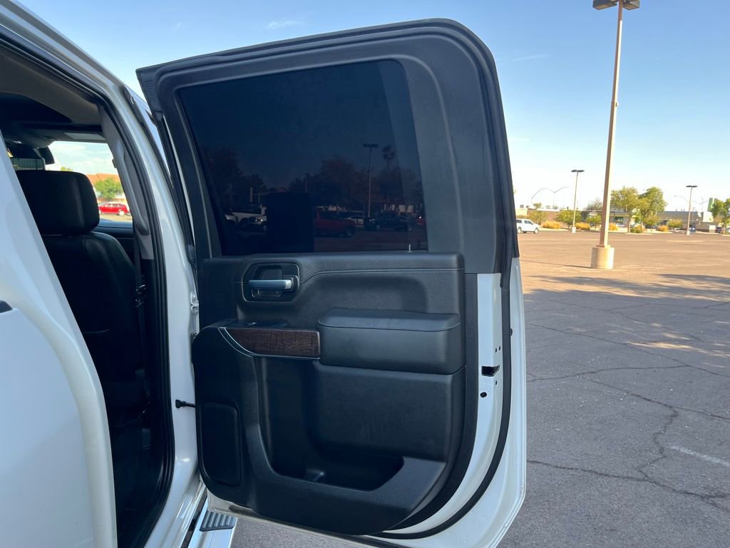 Used 2023 GMC Sierra 3500 Denali image 16