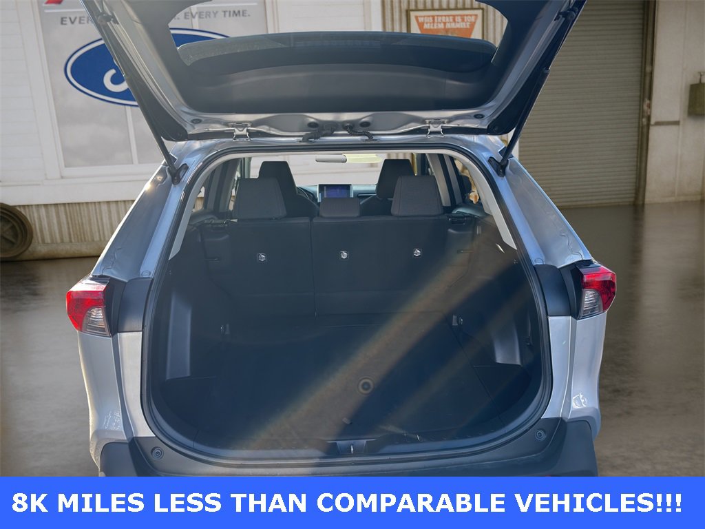 Used 2023 Toyota RAV4 LE image 10