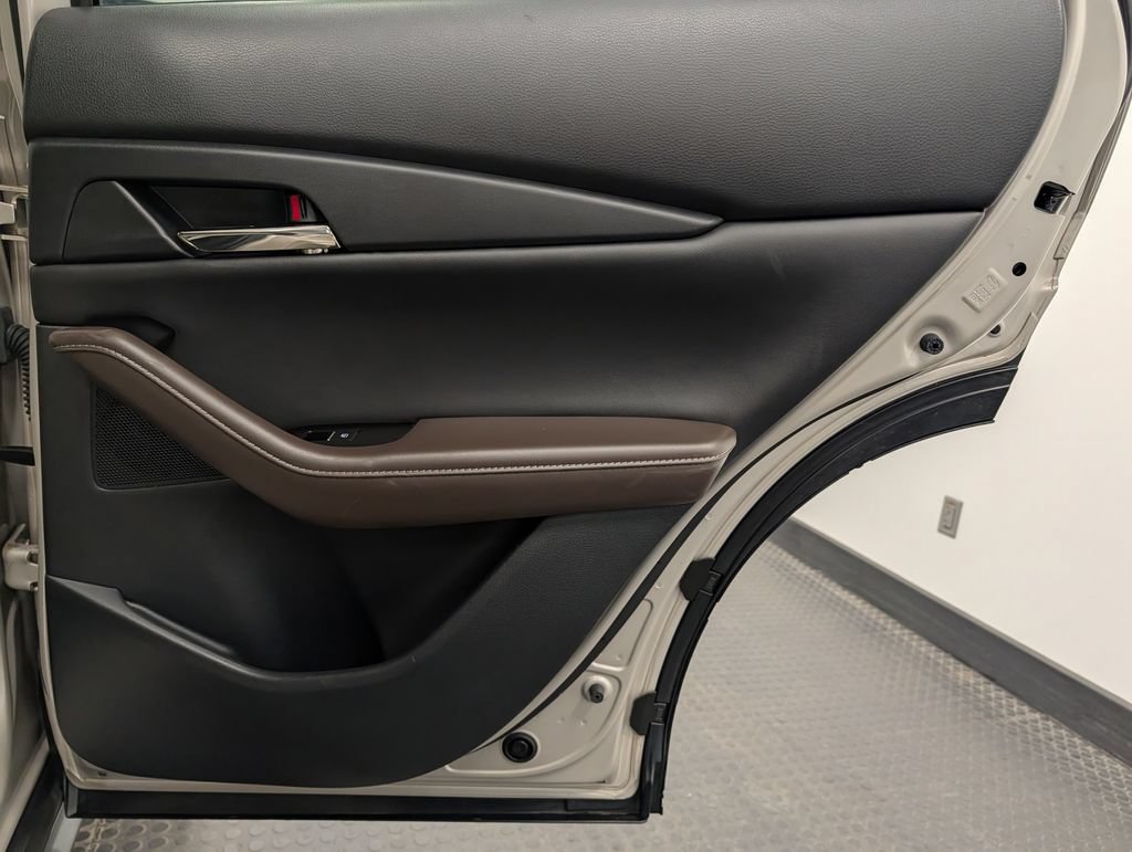 Certified 2023 MAZDA CX-30 AWD 2.5 S w/ Premium Package image 33