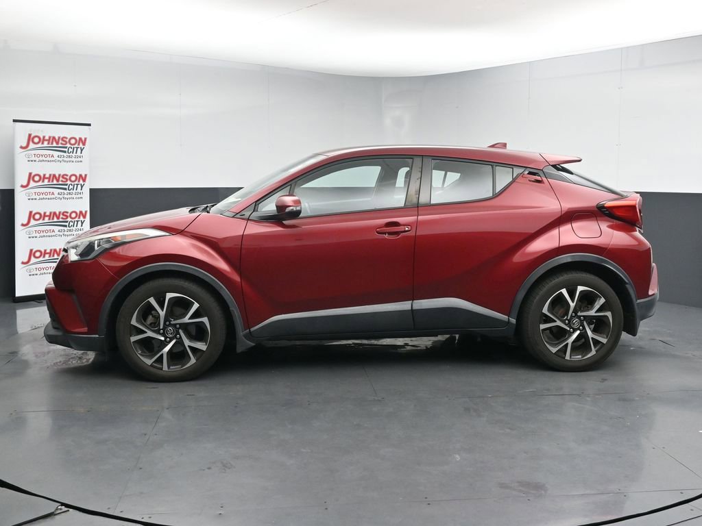 Used 2018 Toyota C-HR XLE FWD image 5