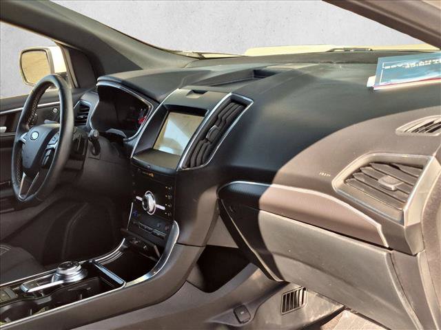 Used 2020 Ford Edge ST w/ Equipment Group 401A AWD/4WD image 22