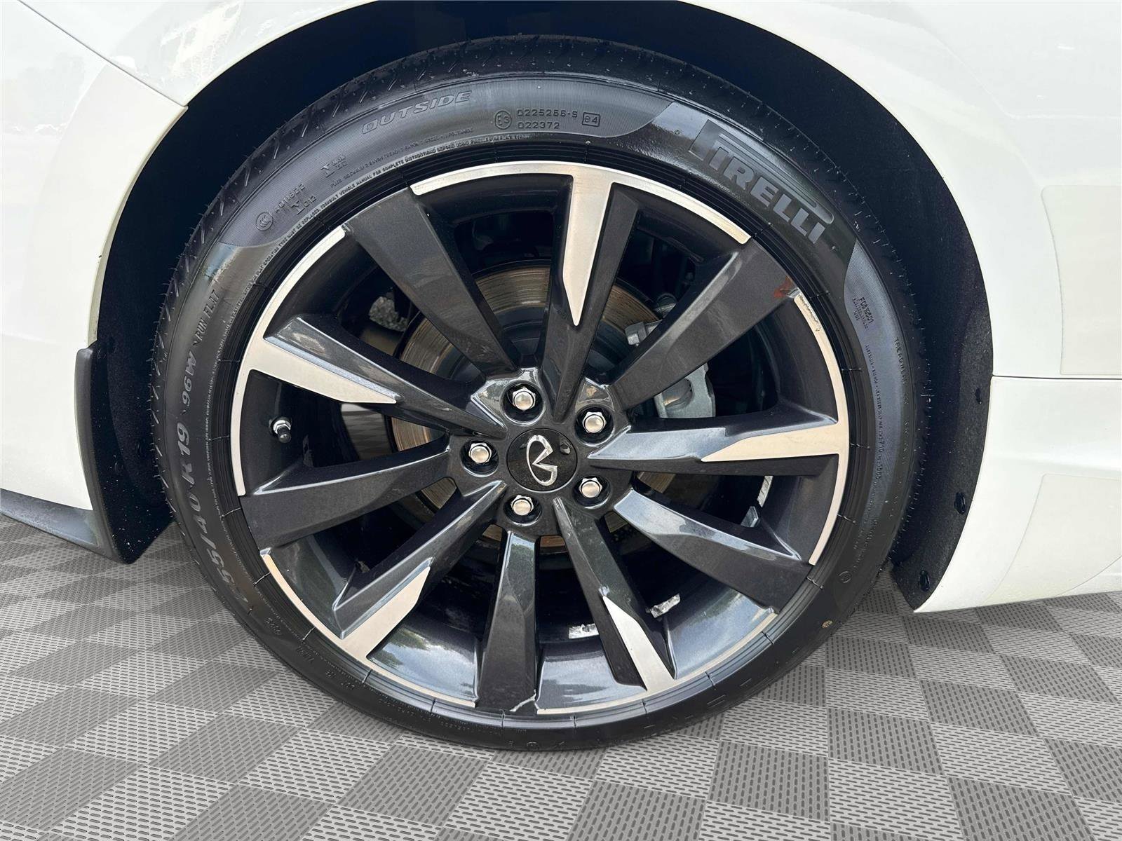 Used 2022 INFINITI Q60 3.0t Luxe w/ Essential Package image 29