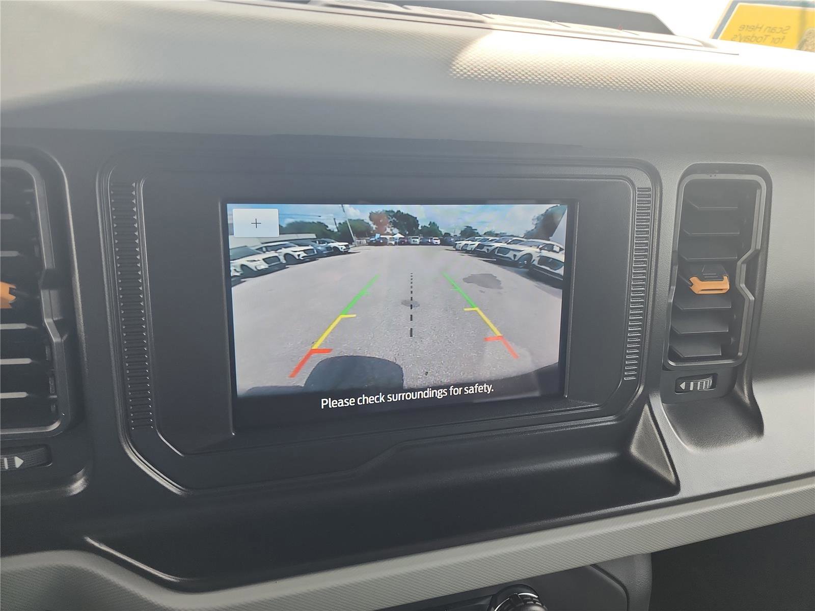 Used 2022 Ford Bronco Badlands image 33