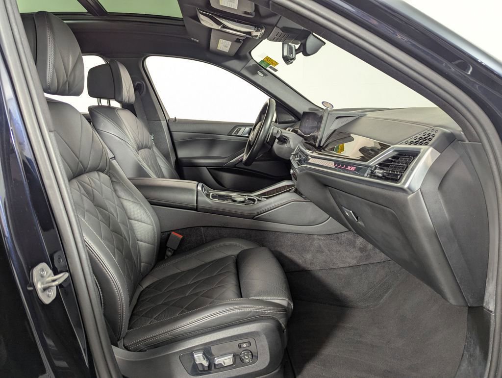 Used 2024 BMW X6 xDrive40i image 35