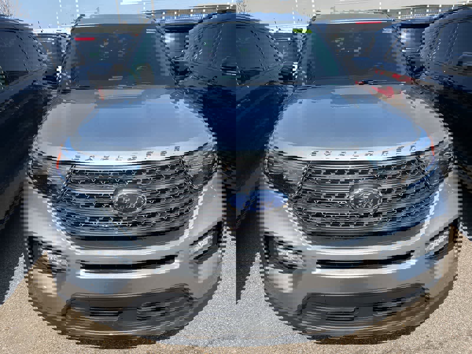 Certified 2023 Ford Explorer XLT w/ Equipment Group 202A image 20