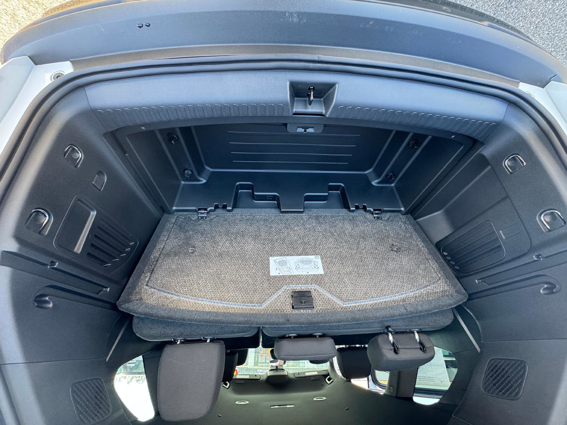 New 2025 GMC Acadia Elevation w/ Black Edition image 12