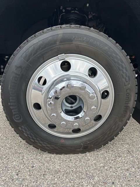 New 2026 Ford F450 XL w/ 360-Degree Camera Package image 9