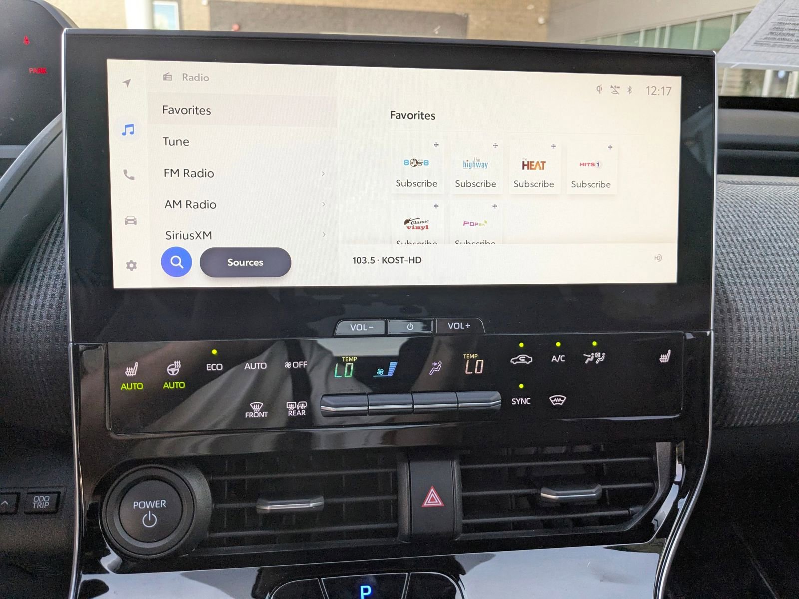 Used 2025 Subaru Solterra Limited image 19