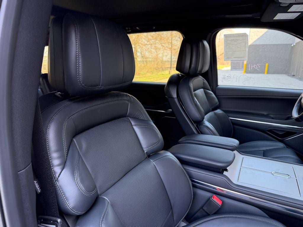 New 2026 Lincoln Navigator Reserve image 29