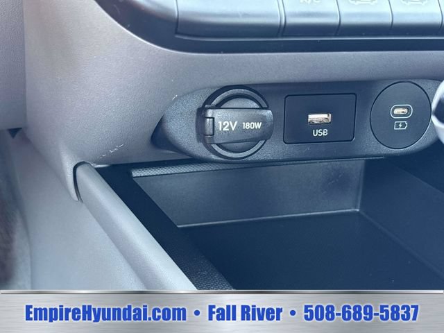 Used 2024 Hyundai Elantra SE FWD image 25
