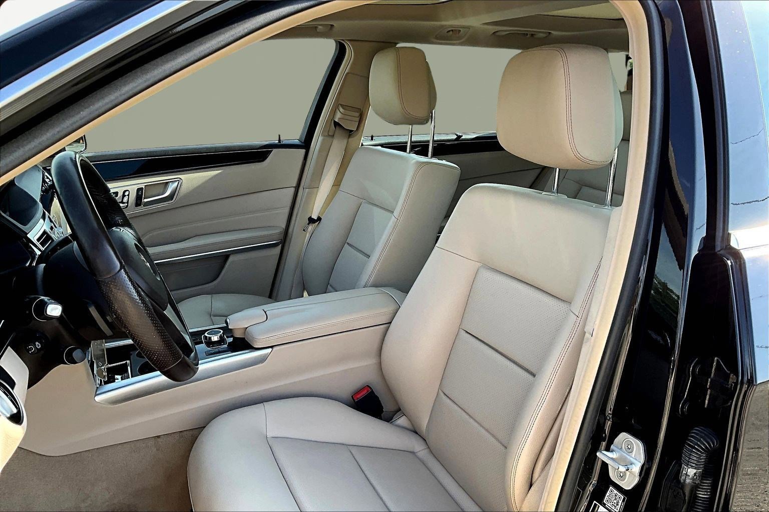 Used 2016 Mercedes-Benz E 350 4MATIC Wagon image 20