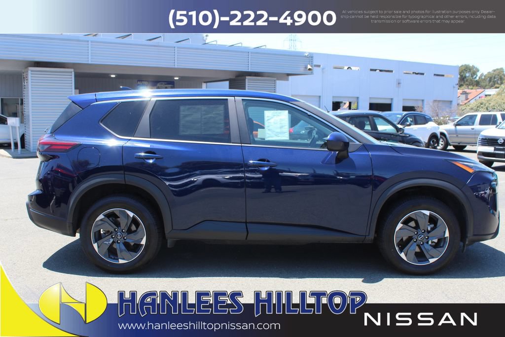 Used 2025 Nissan Rogue SV FWD image 6