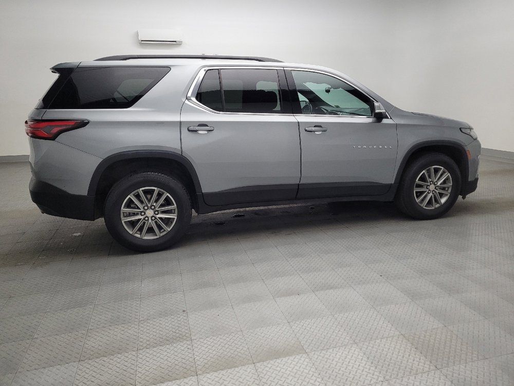 Used 2023 Chevrolet Traverse LT image 10