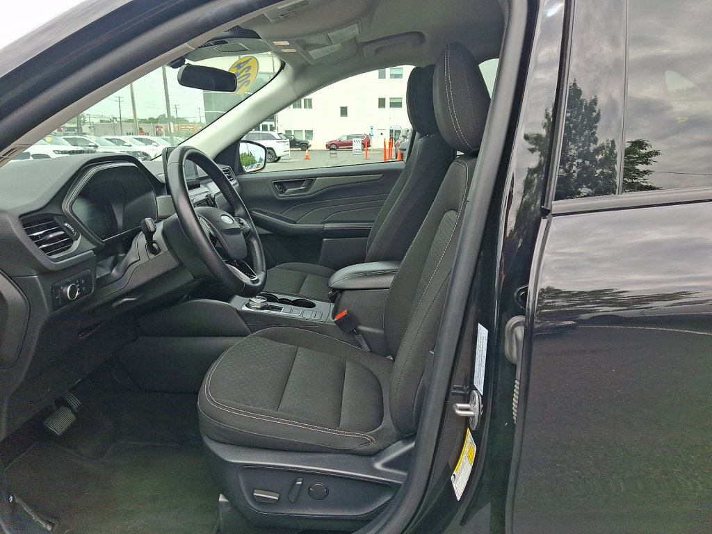 Used 2024 Ford Escape Active AWD/4WD image 27