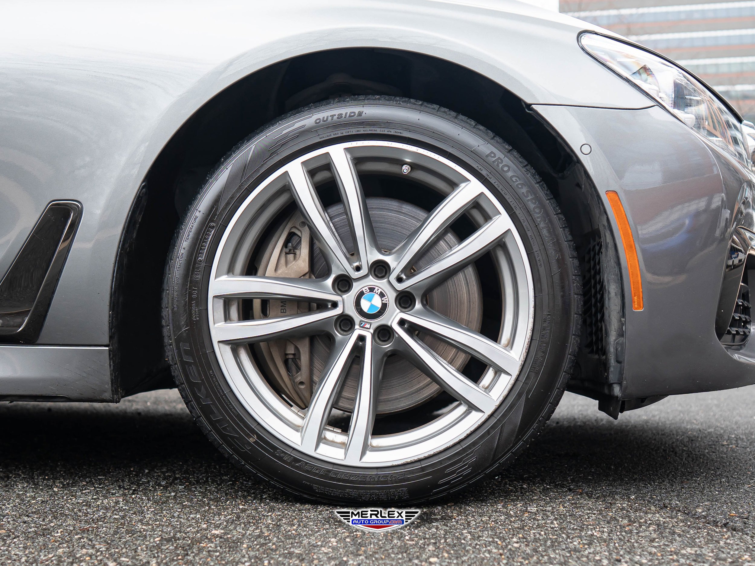 Used 2019 BMW 750i xDrive image 9
